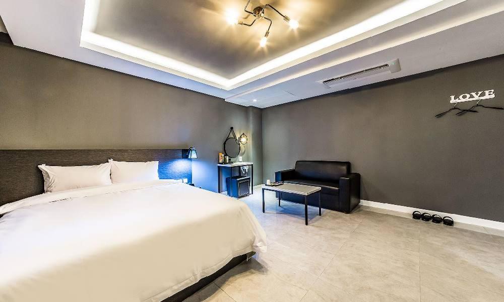 Chuncheon Hotel View Ngoại thất bức ảnh